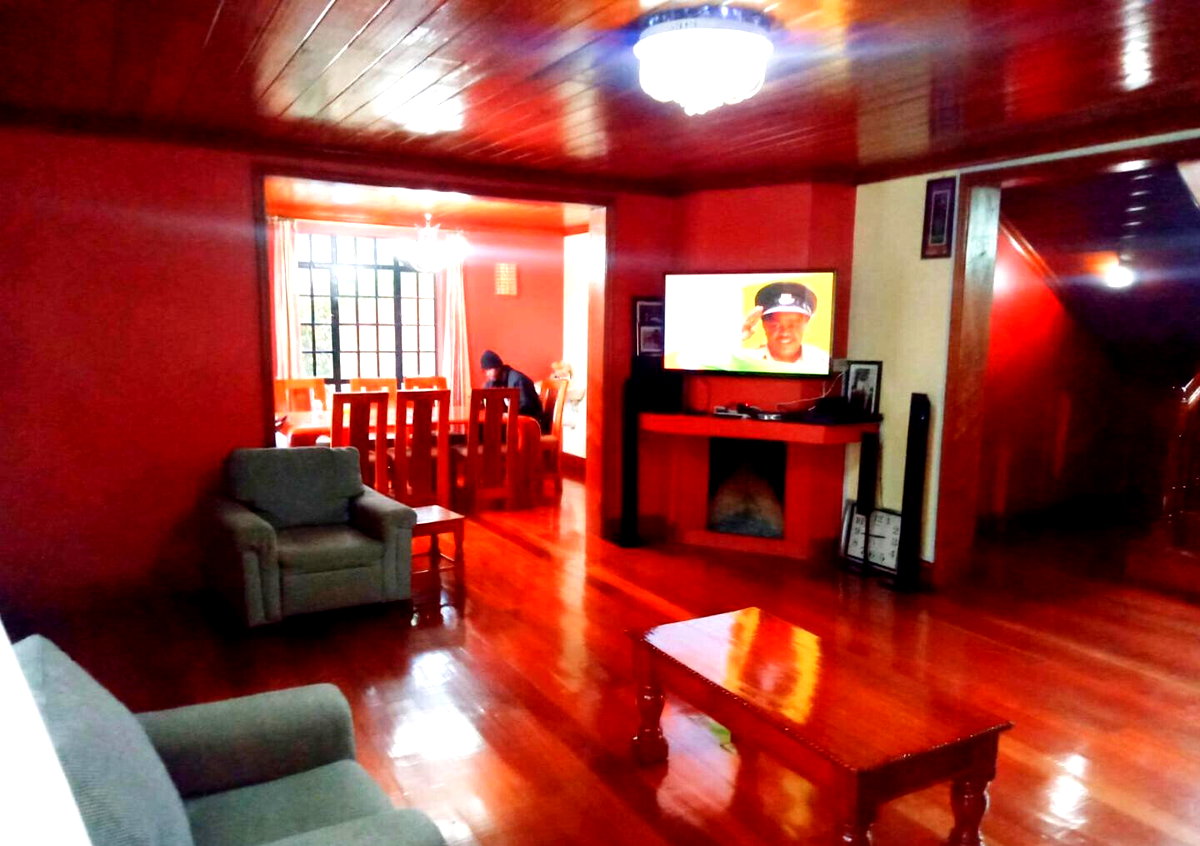 5BR All-Ensuite Mahogany-Fitted Townhouse - Kitengela