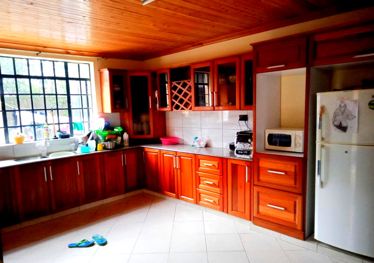 5BR All-Ensuite Mahogany-Fitted Townhouse - Kitengela