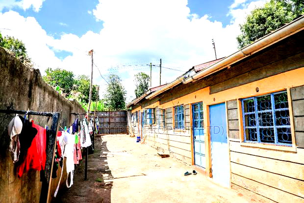 Prime Commercial Plot for Sale in Ruaka, Muchatha