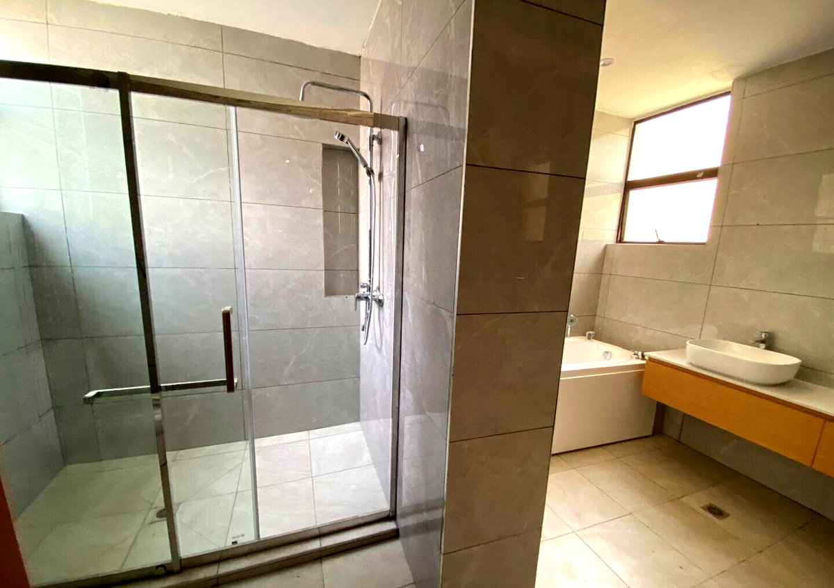 3BR with Custom Finishes & High-Speed Lifts - Kileleshwa