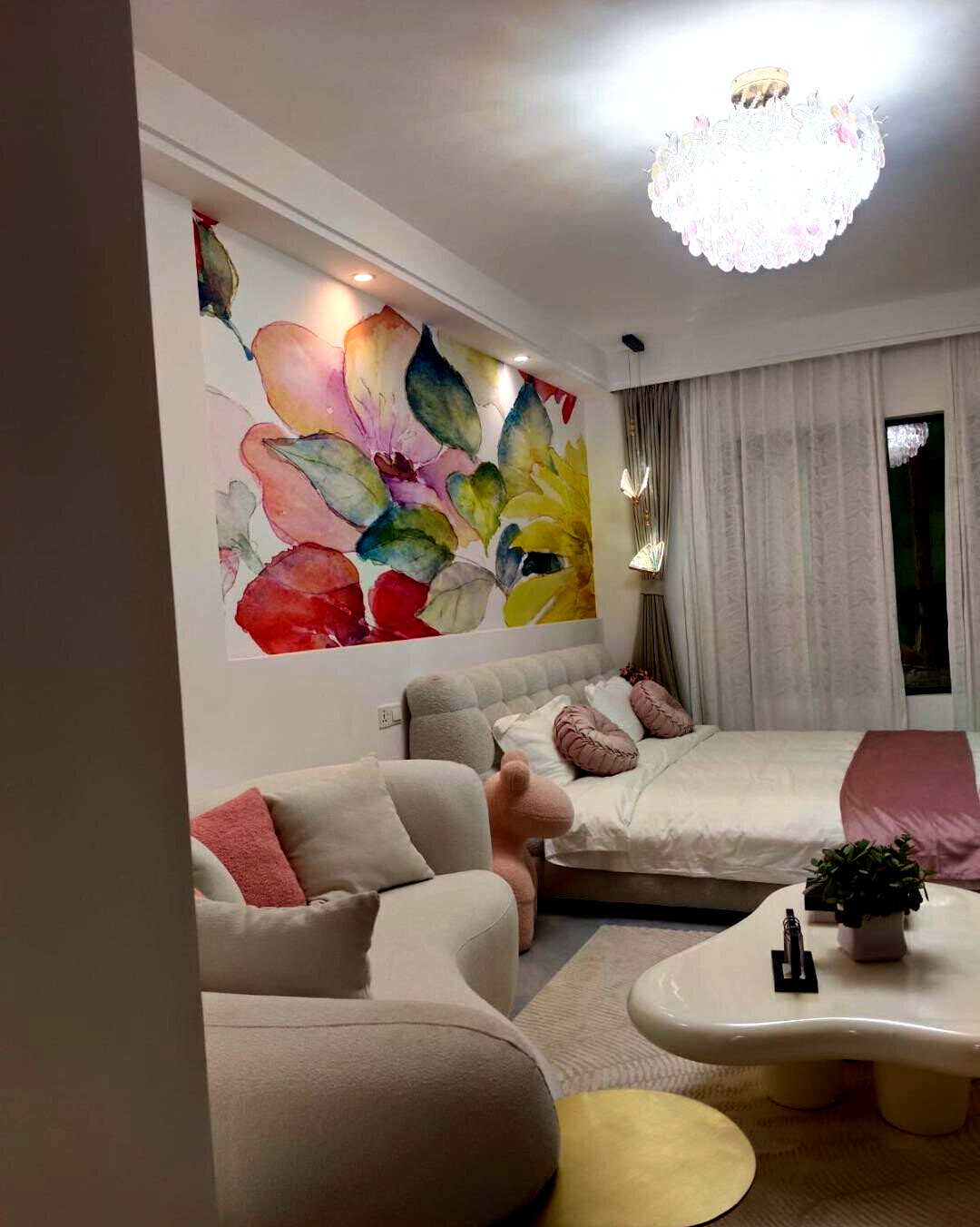 Studio Apartment with Rooftop Pool & Gym - Kilimani