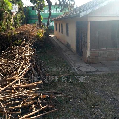 Commercial or Residential Plot on Sale - Image 1