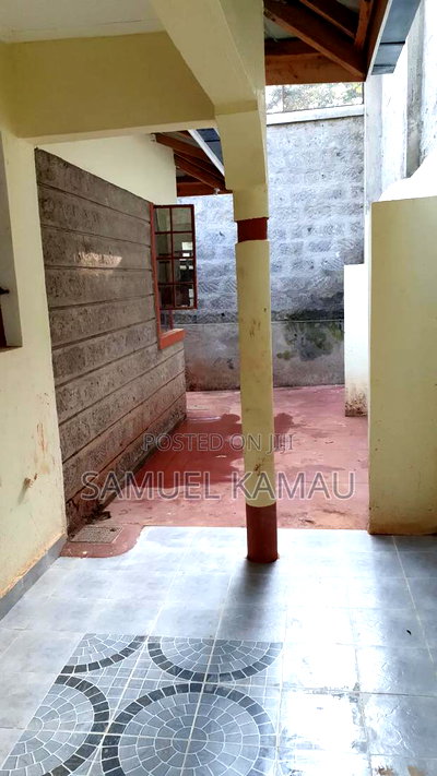 3bdrm Bungalow in Nyathuna for rent - Image 17