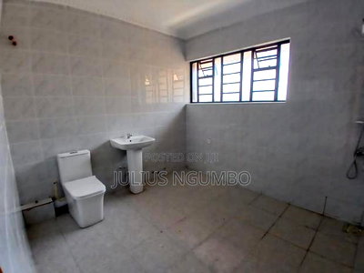 4bdrm Bungalow in Membley for sale - Image 11