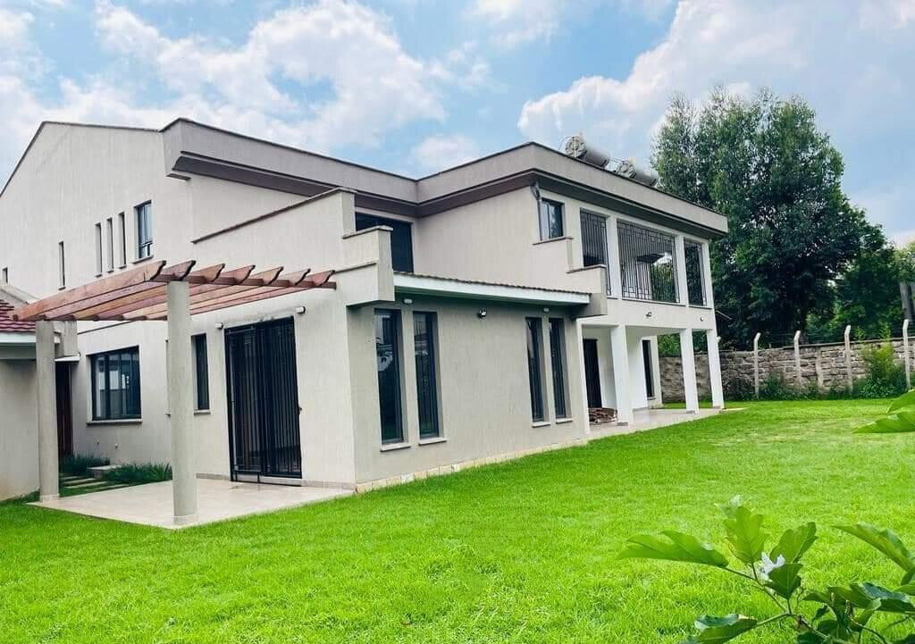 6-Ensuite Townhouse with Jacuzzi & Walk-In Closet - Lavington