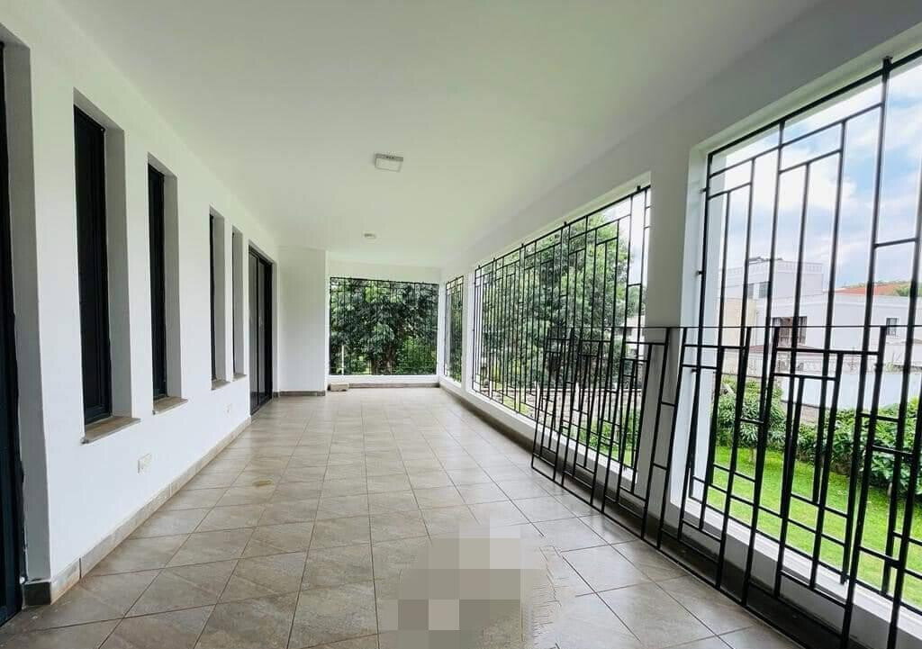 6-Ensuite Townhouse with Jacuzzi & Walk-In Closet - Lavington