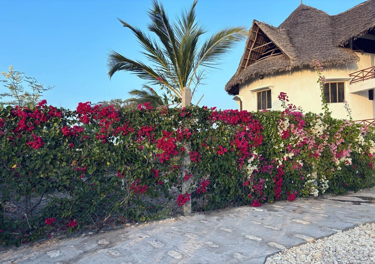 Ocean-View 4BR Garden Home