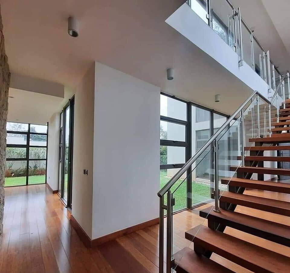 5-Ensuite Townhouse with Private Gym & Pool in UN Green Zone – Karen