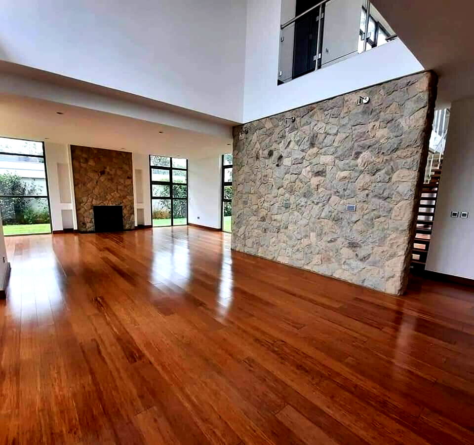 5-Ensuite Townhouse with Private Gym & Pool in UN Green Zone – Karen
