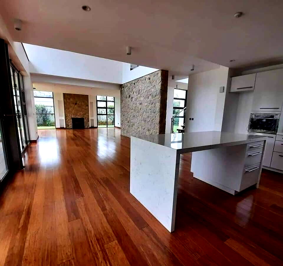 5-Ensuite Townhouse with Private Gym & Pool in UN Green Zone – Karen
