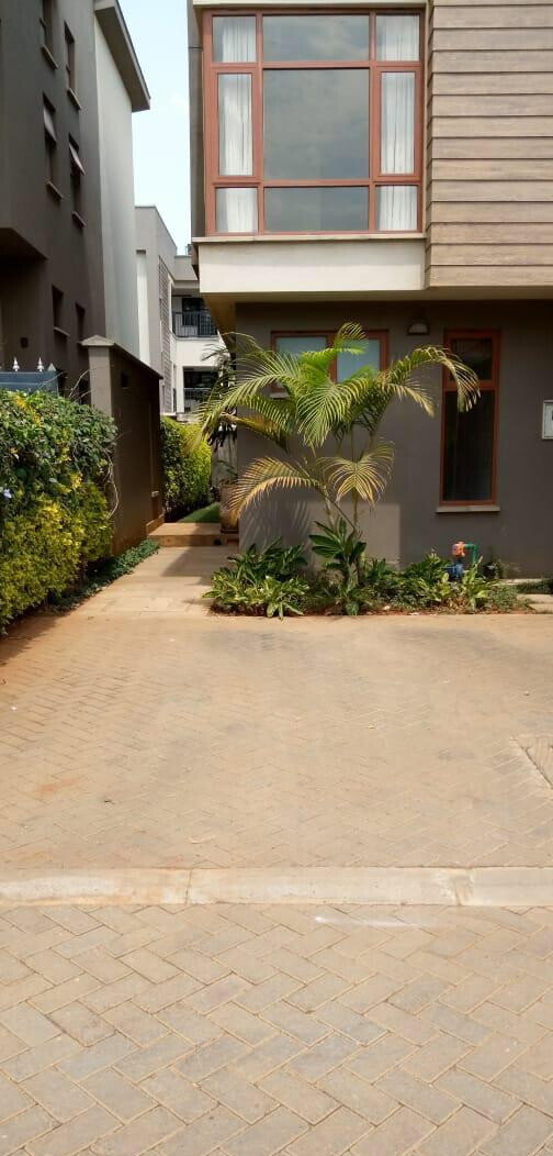 4BR All-Ensuite Townhouse with Staff Quarters & Pool – Langata