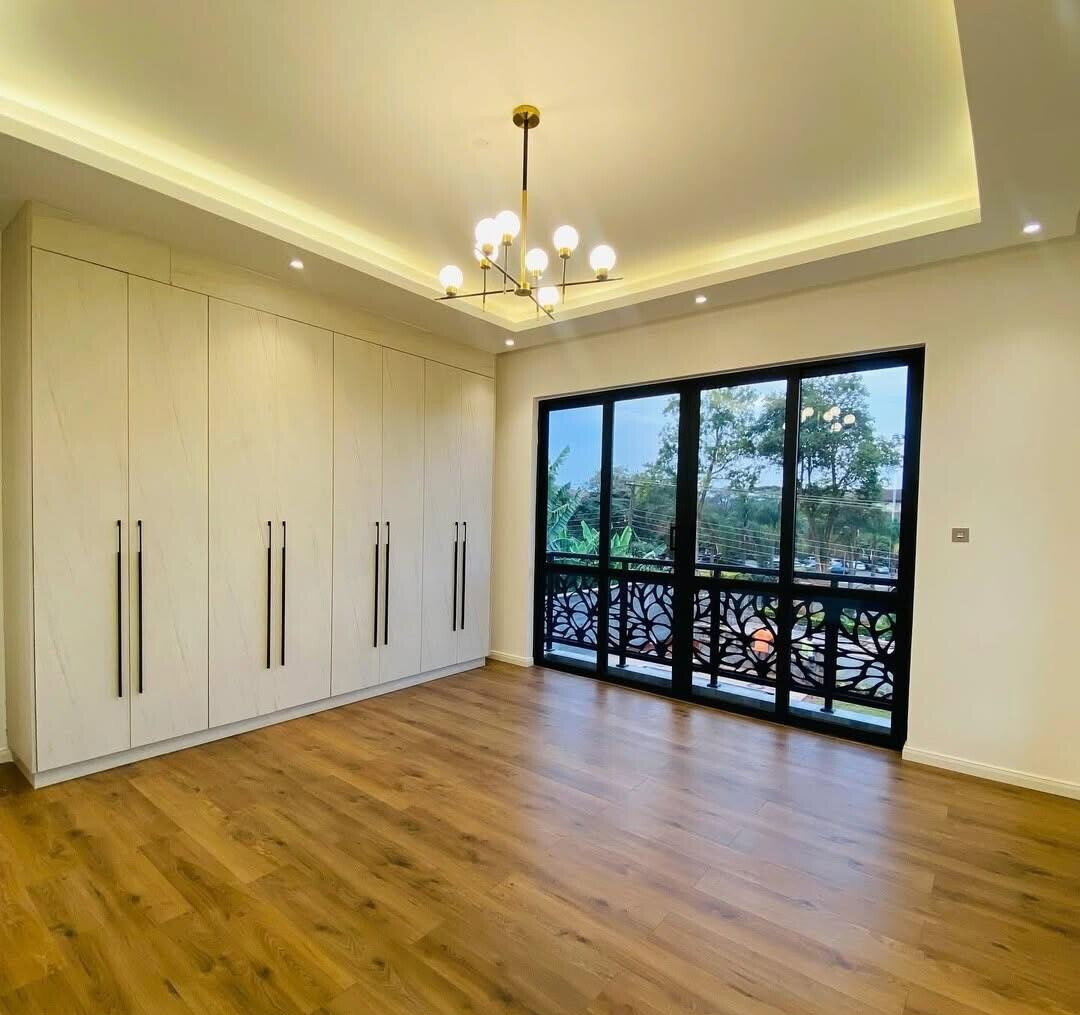 Private Pool Villa with 6-Month Builder's Warranty - Lavington