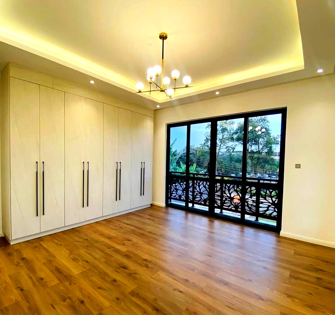 Private Pool Villa with 6-Month Builder's Warranty - Lavington