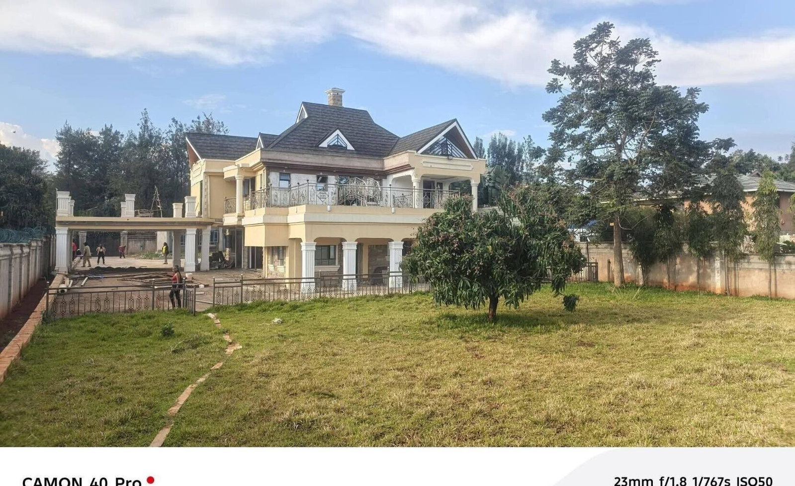 5-Bedroom Townhouse with Suspended Pool & Secret Room - Thome