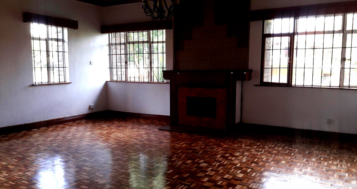 Half Acre Haven with 5BR
