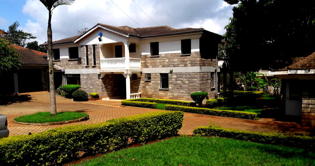 Half Acre Haven with 5BR
