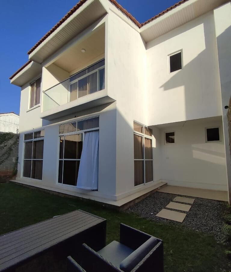 4BR Townhouse with Guest Ensuite & Garden - Gataka, Rongai