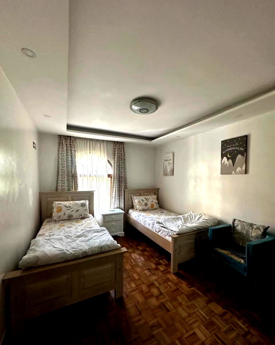 Newly Refurbished 4BR Maisonette with DSQ & Play Area - Kileleshwa