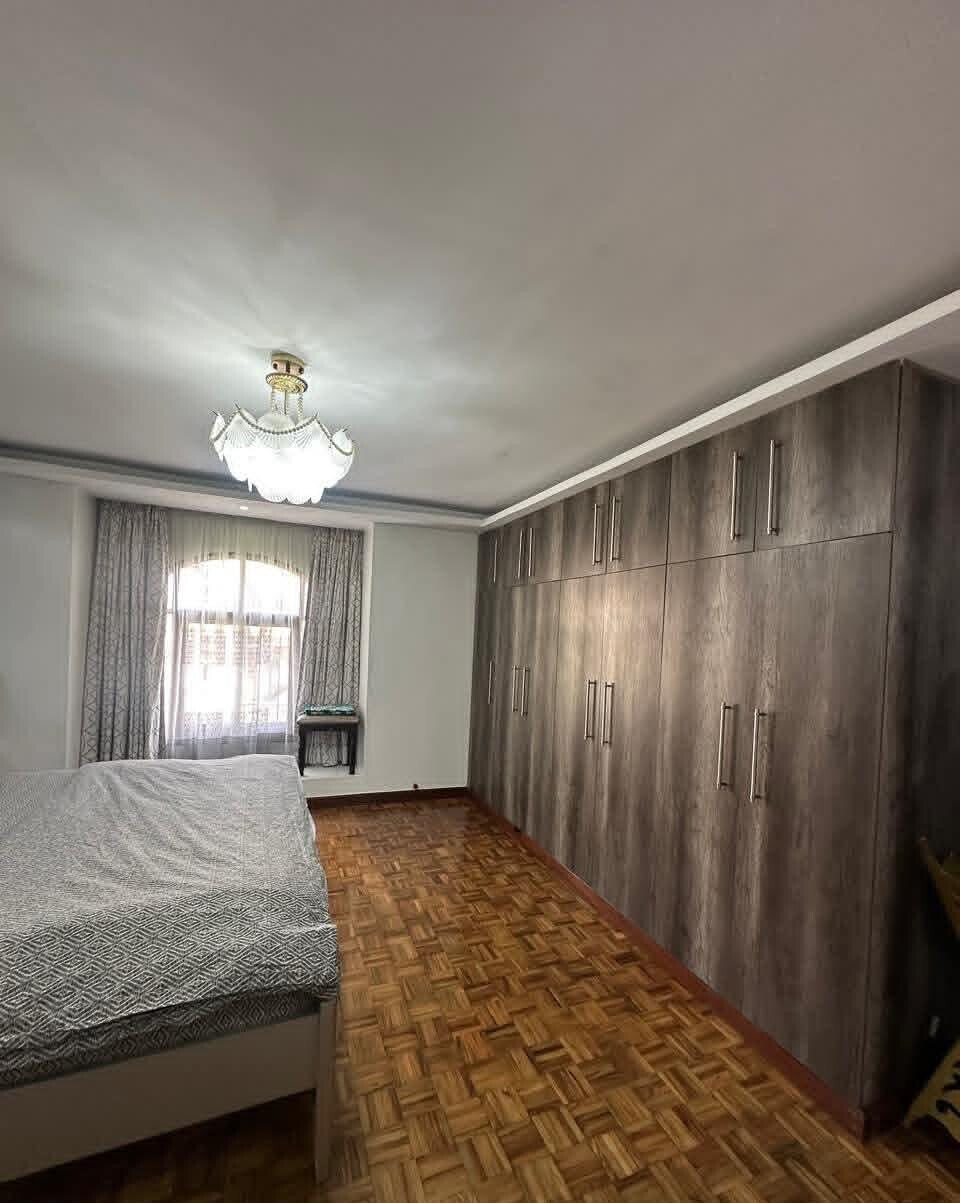 Newly Refurbished 4BR Maisonette with DSQ & Play Area - Kileleshwa