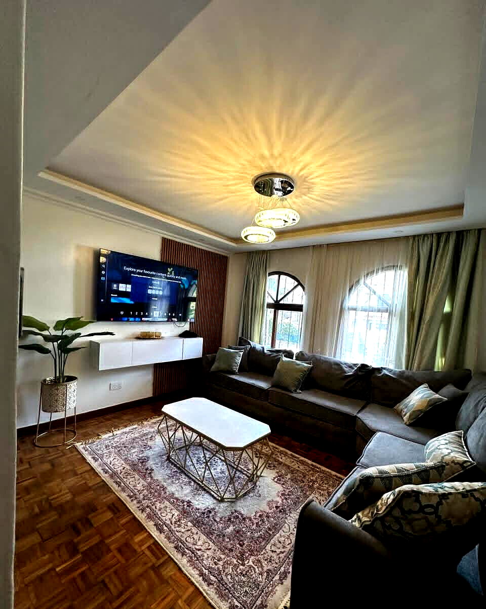 Newly Refurbished 4BR Maisonette with DSQ & Play Area - Kileleshwa
