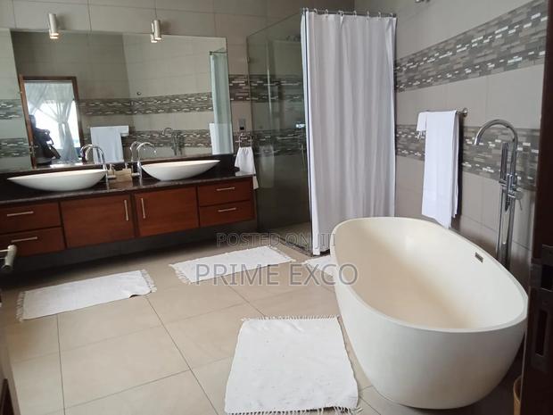 Furnished 3bdrm Apartment in Nyali Estate for rent