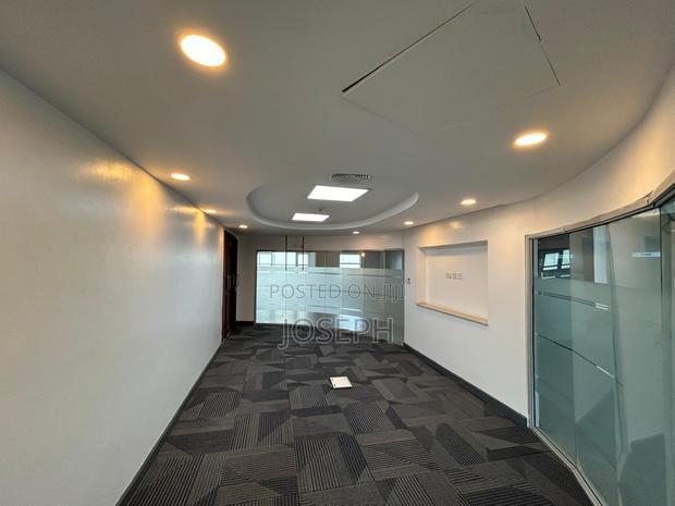 Office Space to Let in Westland's