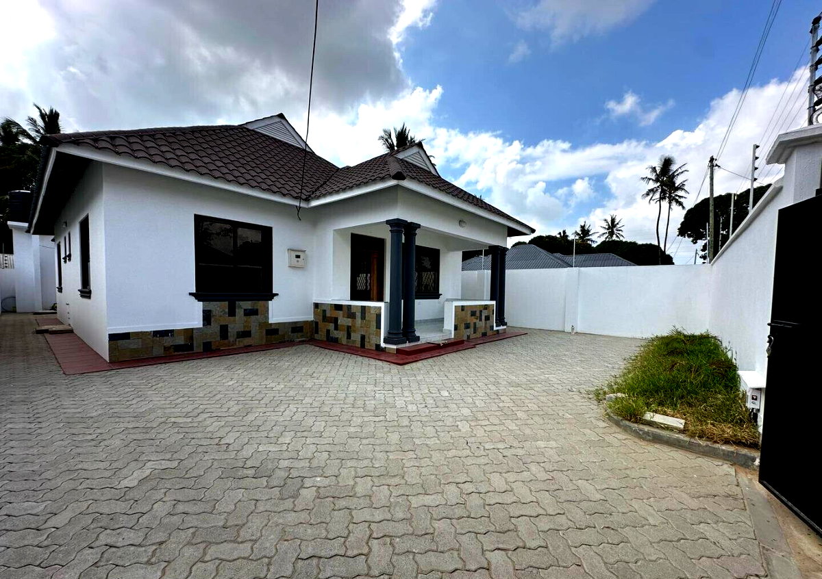 Newly Built 3BR Bungalow for Rent