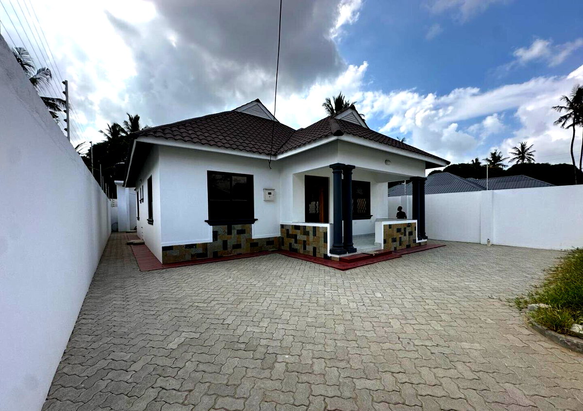Newly Built 3BR Bungalow for Rent