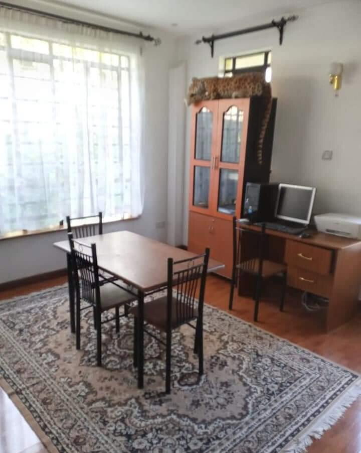 4-Ensuite Standalone Townhouse with All Ensuite Rooms – Karen