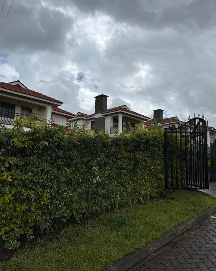 4BR All-Ensuite Villa with Fireplace & Private Gate - Ngong