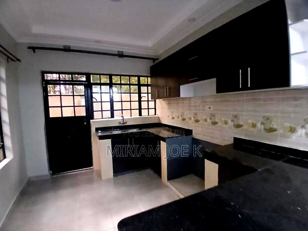 3bdrm Bungalow in Kimunyu, Ngenda for rent