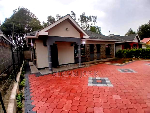 3bdrm Bungalow in Kimunyu, Ngenda for rent