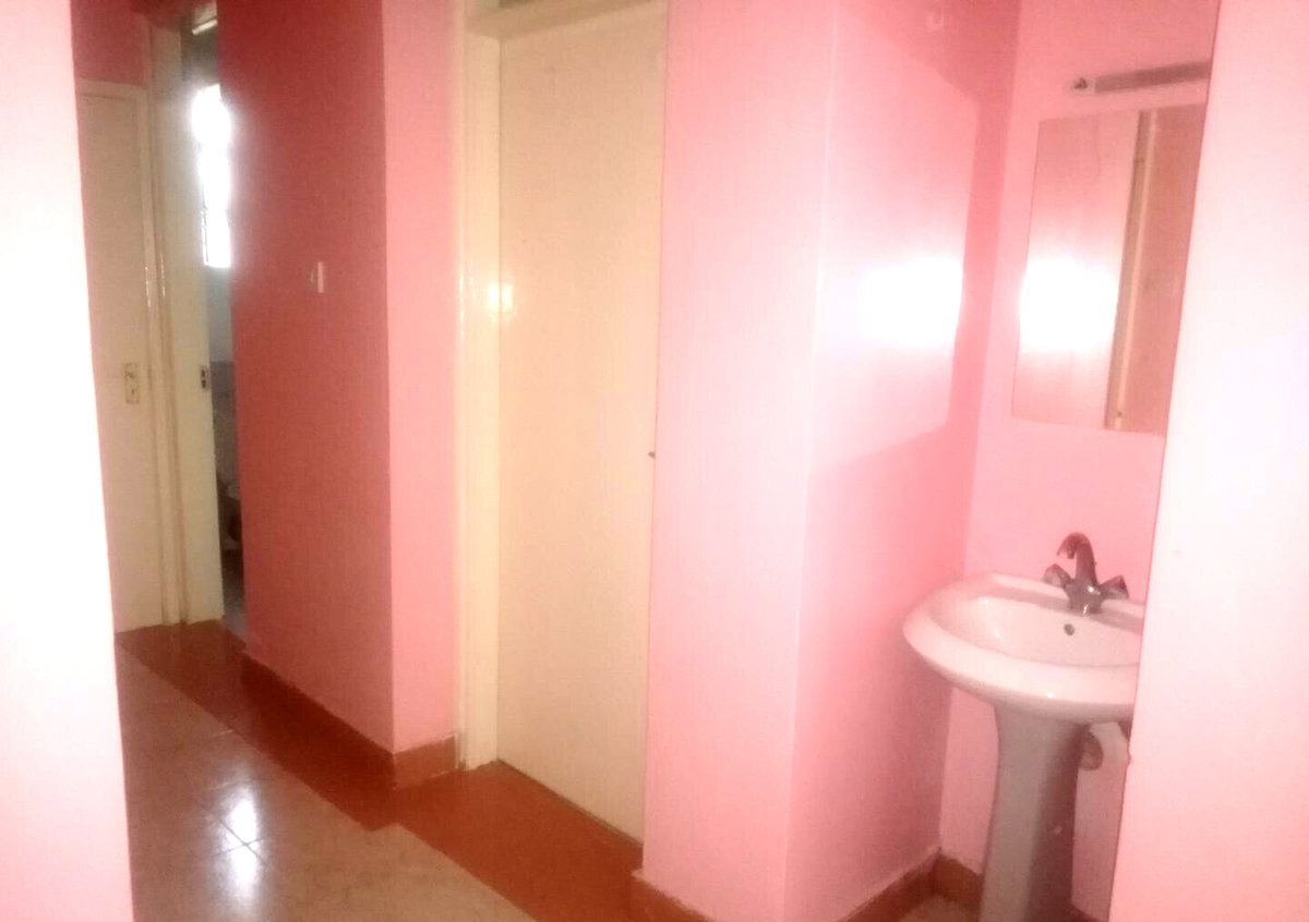 Remodeled 4BR Townhouse with DSQ & Underground Water Tank - South C
