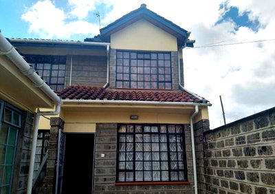 Remodeled 4BR Townhouse with DSQ & Underground Water Tank - South C
