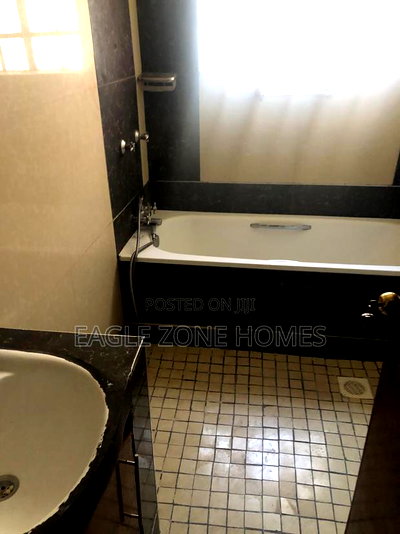 2bdrm Apartment in Fourth Parklands for rent - Image 3