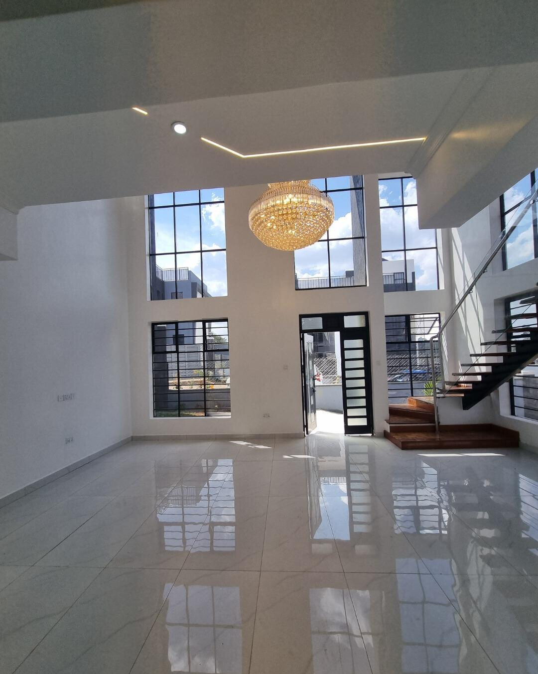 4BR Gated Townhouse with Gym & Borehole - Ruiru