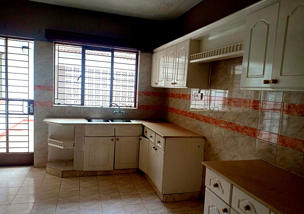 4-Ensuite Townhouse with Study & Servant Quarters - Westlands