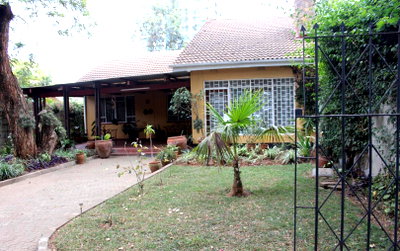 3BR Bungalow on Quarter Acre with Garden - Kilimani