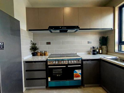 2bdrm Apartment in Gateway Mall Area for sale - Image 10