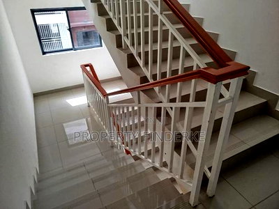 2bdrm Apartment in Gateway Mall Area for sale - Image 6