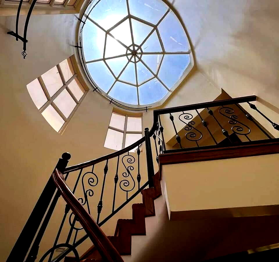 5-Ensuite Townhouse with Closed Kitchen & Spacious Sitting Area - Lavington