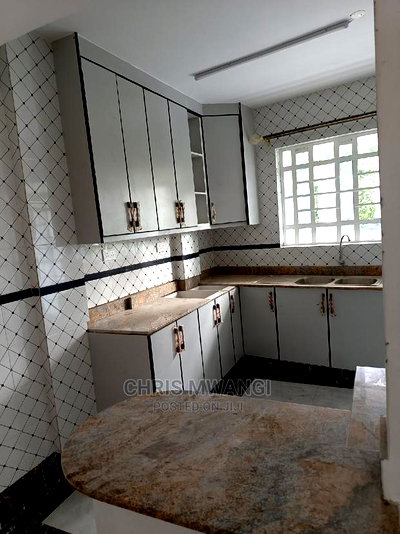 3bdrm Block of Flats in Muchatha Limuru Road, Ruaka for sale - Image 8