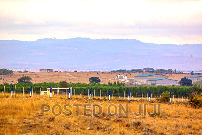 Buy and Build Plots in Kamulu From - Image 1