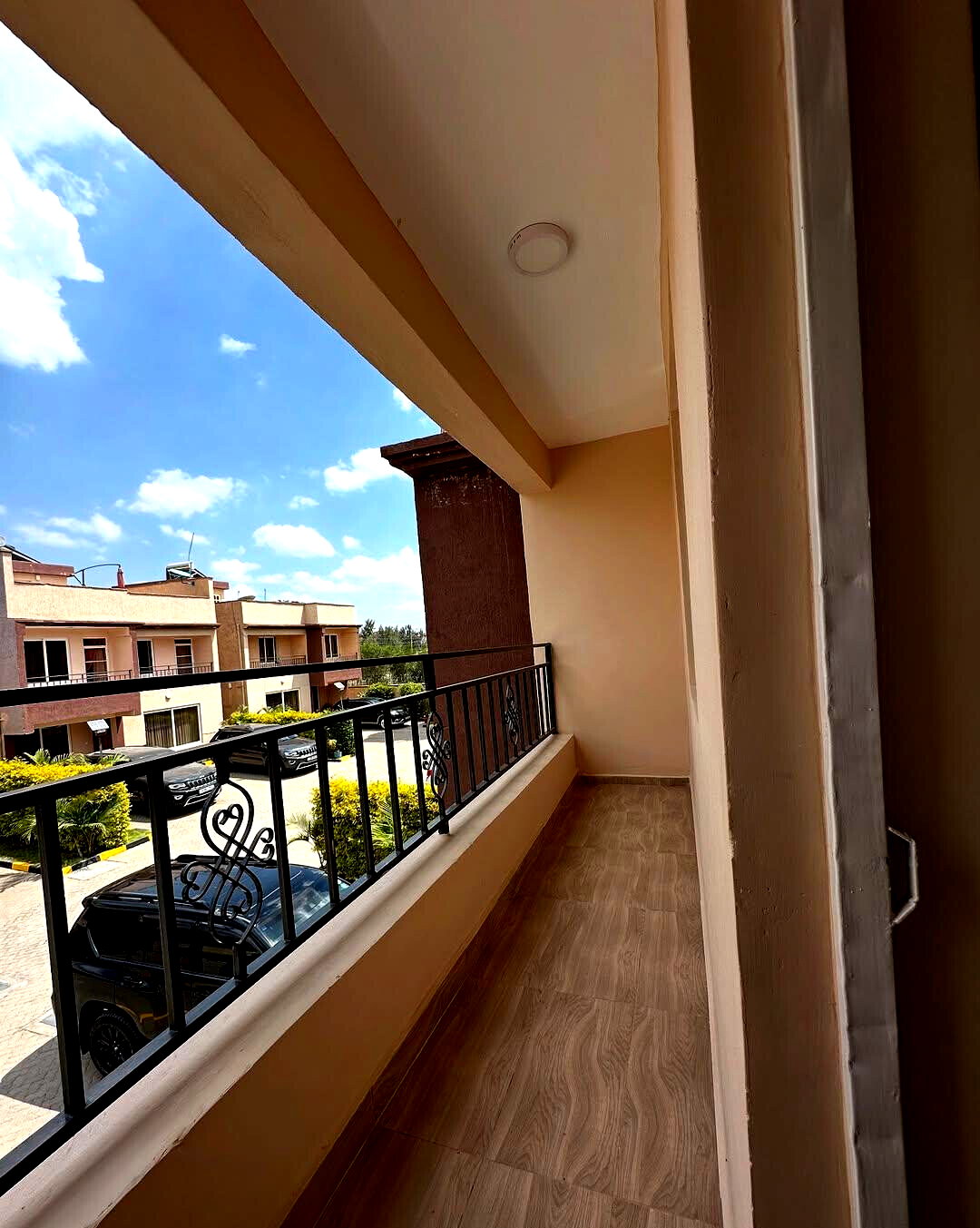 4BR Townhouse with Rooftop Terrace & Staff Quarters - Syokimau