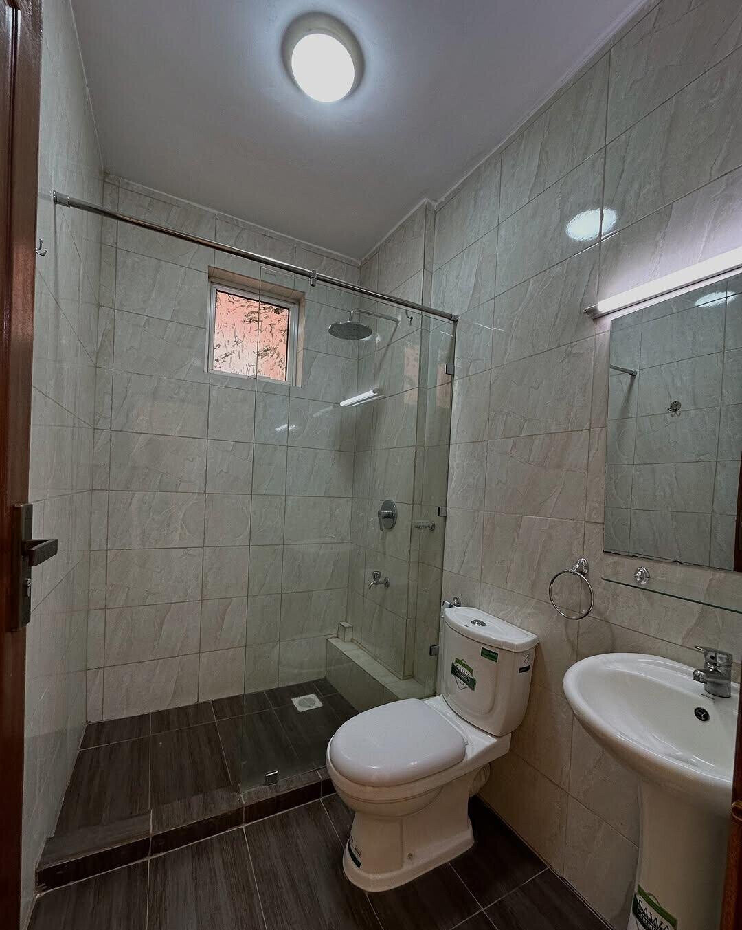 4BR Townhouse with Rooftop Terrace & Staff Quarters - Syokimau
