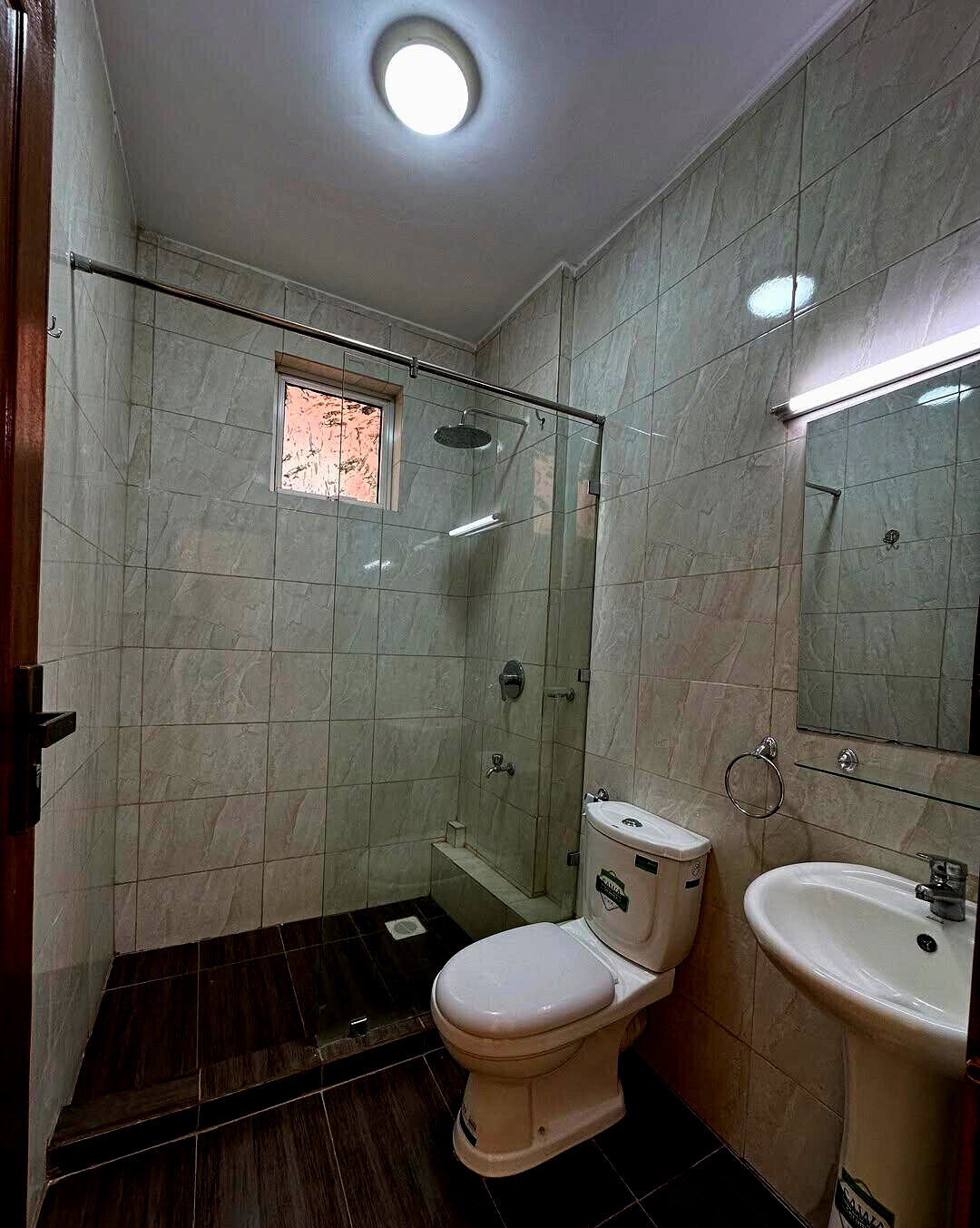 4BR Townhouse with Rooftop Terrace & Staff Quarters - Syokimau