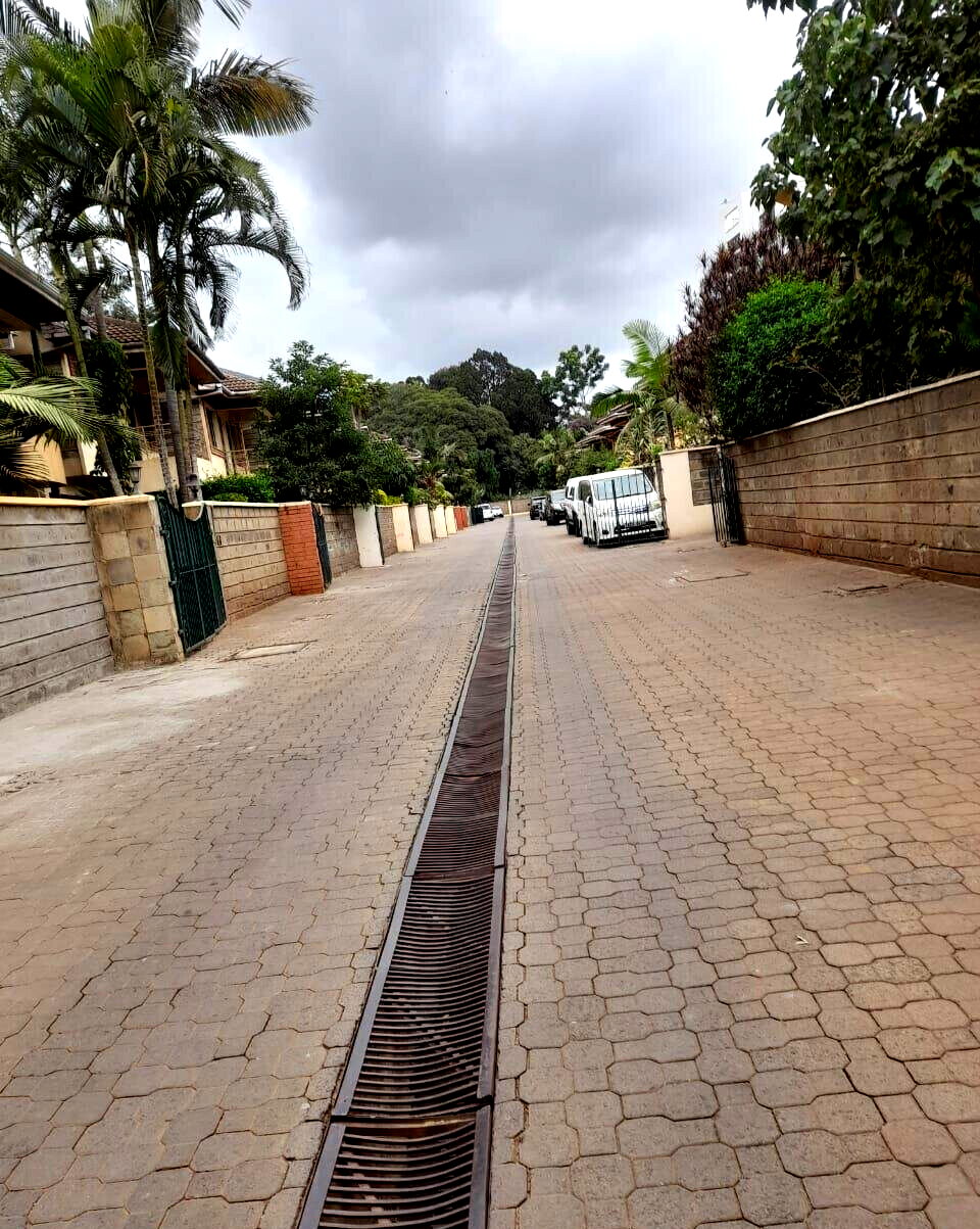 5-Ensuite Townhouse with Pool in Gated Community - Lavington