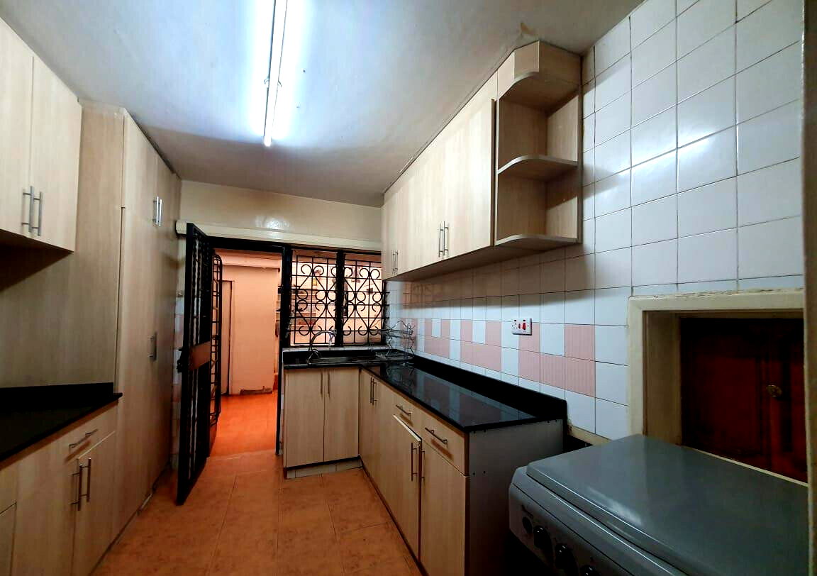 4BR Gated Maisonette with Prayer Room & DSQ - Westlands