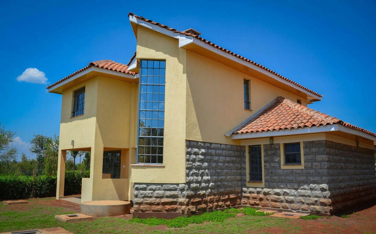 4BR All-Ensuite Maisonette with Staff Quarters - Kajiado CBD