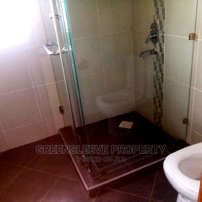 4bdrm Townhouse / Terrace in Hardy for rent - Image 8